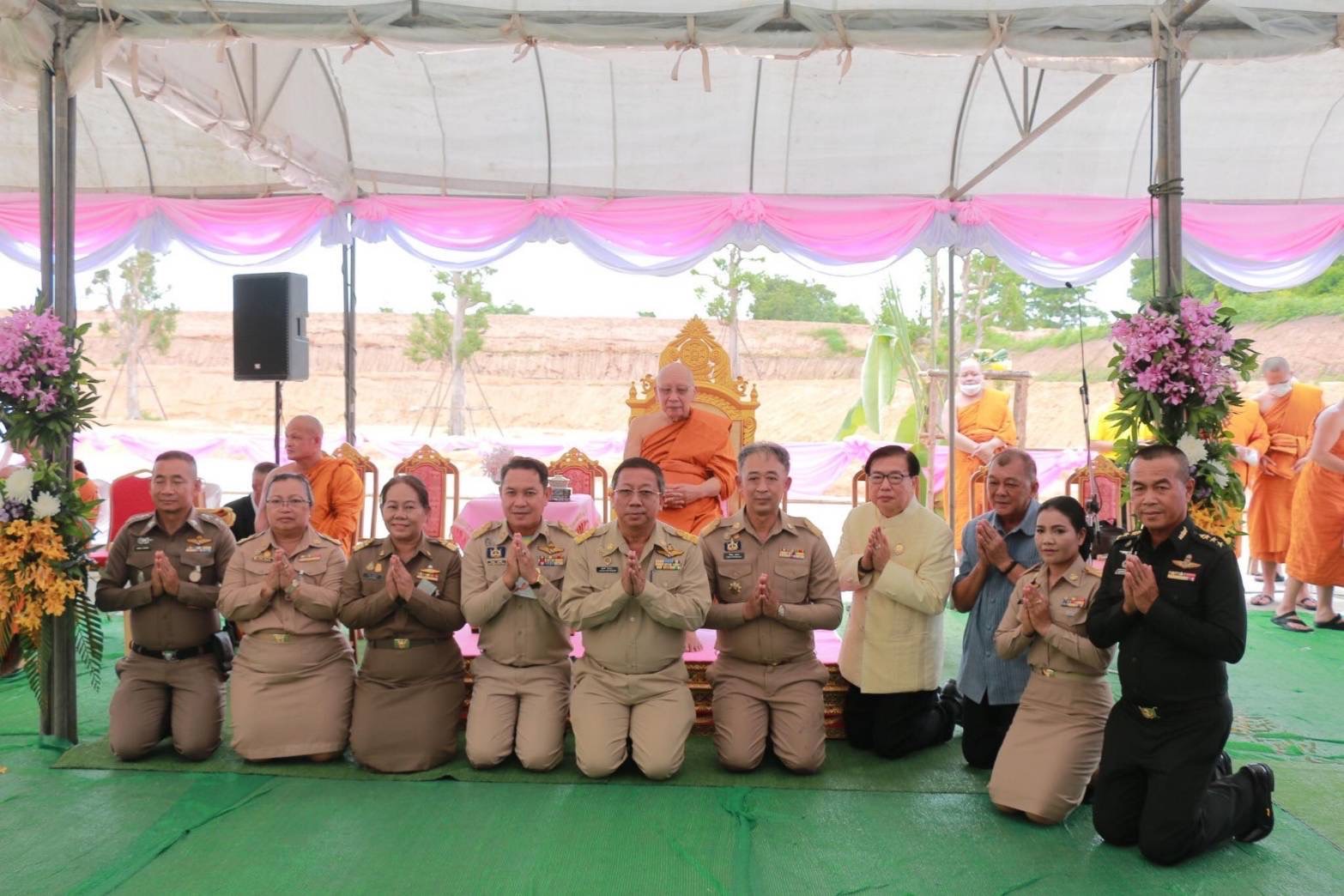 สมเด็จพระมหาธีราจารย์ วางศิลาฤกษ์ศาลาปฏิบัติธรรม วัดถ้ำผาแด่น จ.สกลนคร