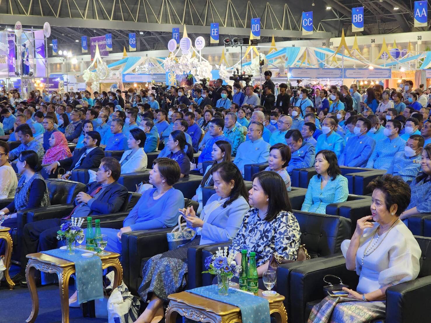 ผู้ว่าราชการจังหวัดเลย  ร่วมงานศิลปาชีพ ประทีปไทย OTOP ก้าวไกลด้วยพระบารมี ประจำปี พ.ศ.2566