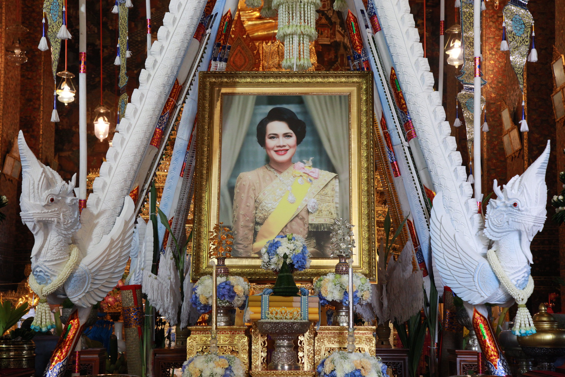 ❖ วัดพระเชตุพนวิมลมังคลาราม ร่วมกับคณะสงฆ์หนเหนือ และสำนักพุทธฯ จัดพิธีเจริญพระพุทธมนต์สืบพระชะตาหลวงเฉลิมพระเกียรติฯ สมเด็จพระพันปีหลวง ❖